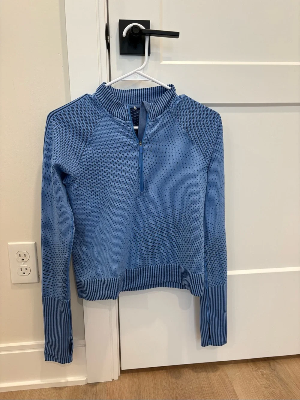 lululemon athletica pet smoke